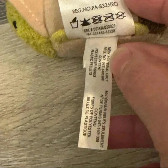 Disney Store Tsum Tsum Yoda Jedi Master Star Wars 3.5" Stackable Mini Plush - Picture 9 of 11